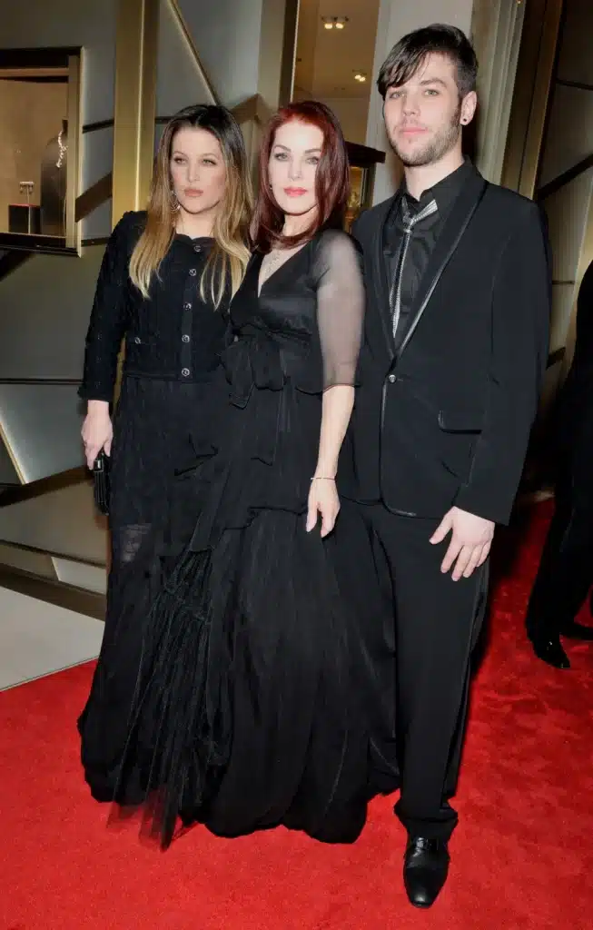 Lisa Marie Presley, Priscilla Presley and Navarone attend at a 2011 event at which Priscilla was honored. (Photo: David Becker/WireImage)